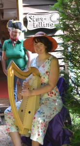 janice-witherspoon-storyteller-with-harpist